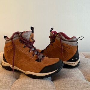 Columbia waterproof hiking boots